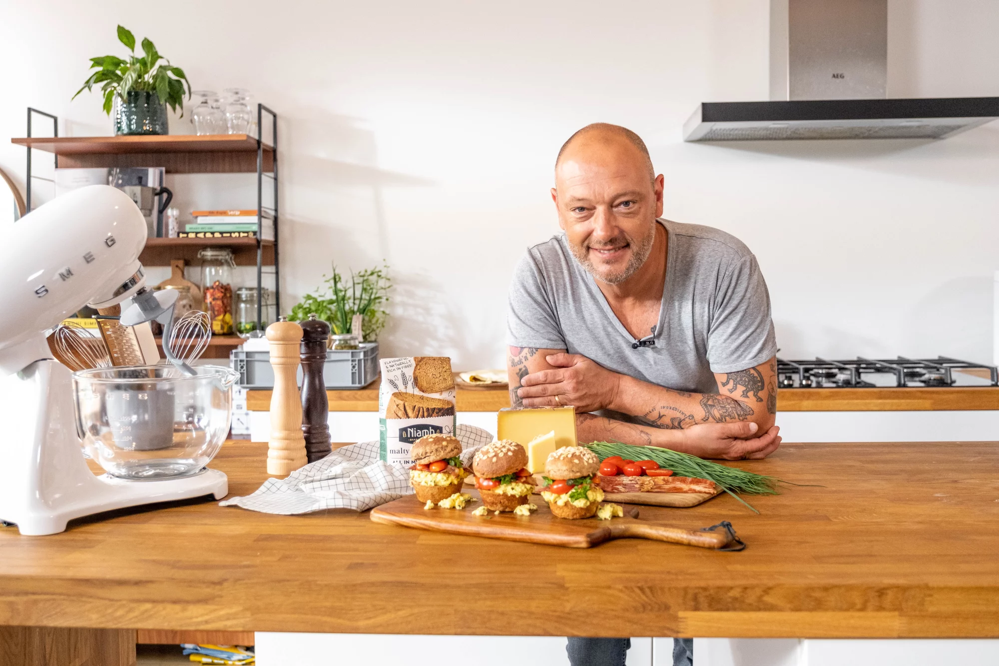 Win een inspirerend bakpakket met 6 Niamh mixen waar ook Dominique Persoone mee bakt!