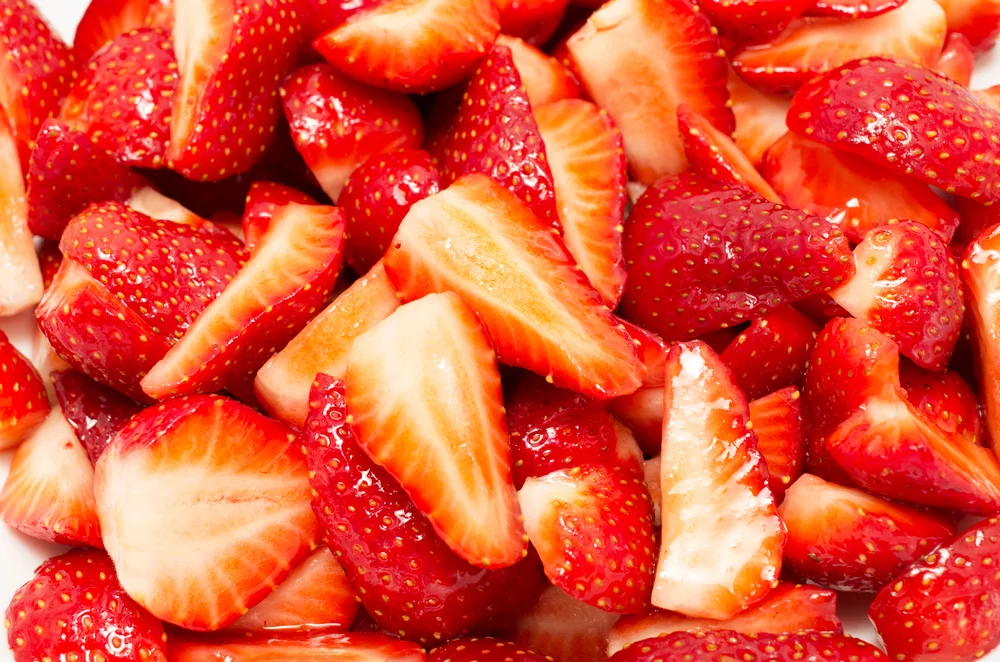 Aardbeien marineren
