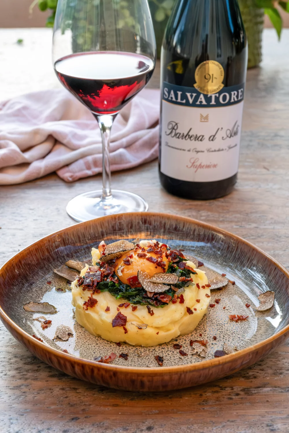 Pureetorentje met spinazie, spek en ei