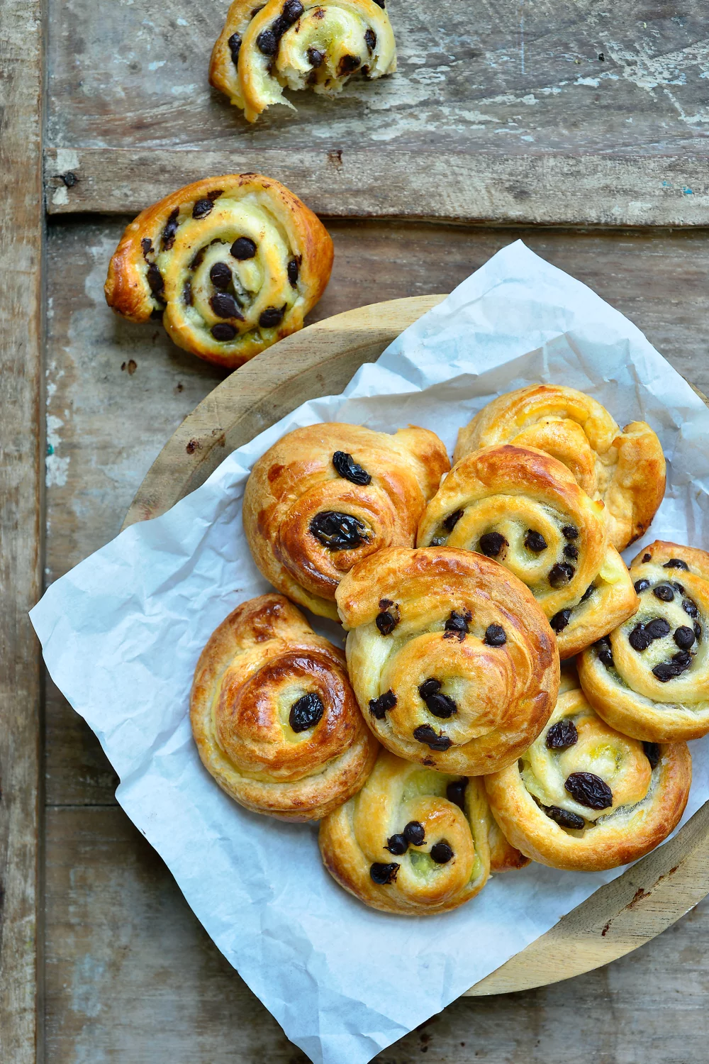 Puddingkoekjes met chocolade of rozijnen
