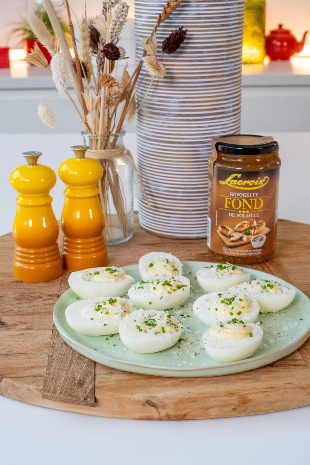 Gevulde eitjes met truffelmayonaise en Parmezaan