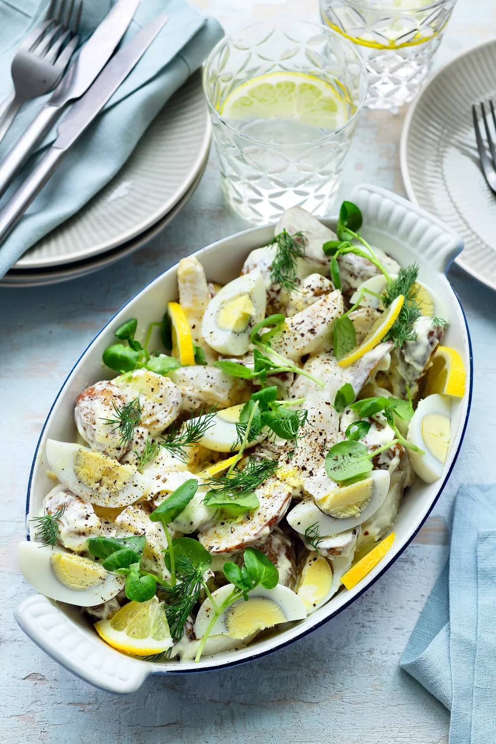 Brunchsalade met asperges, eitjes en waterkers