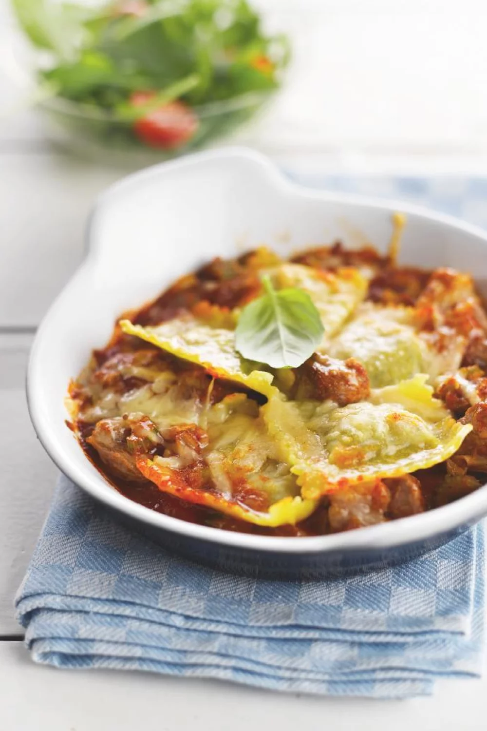 Ravioli met lamsvlees in de oven