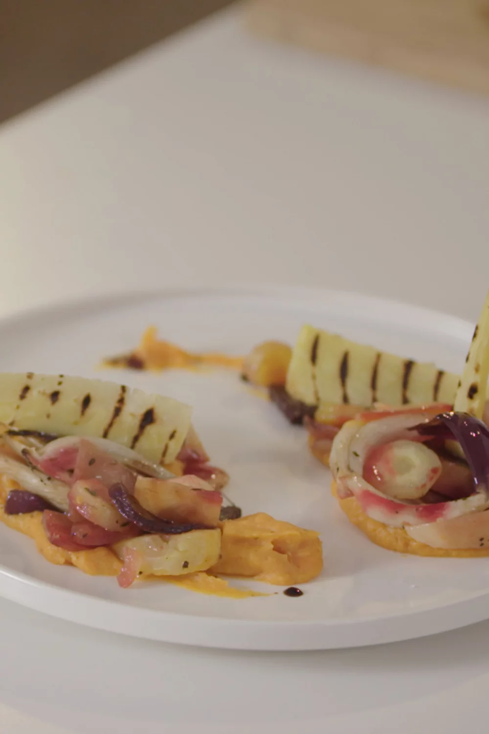 Geroosterde wintergroenten met puree van zoete aardappel