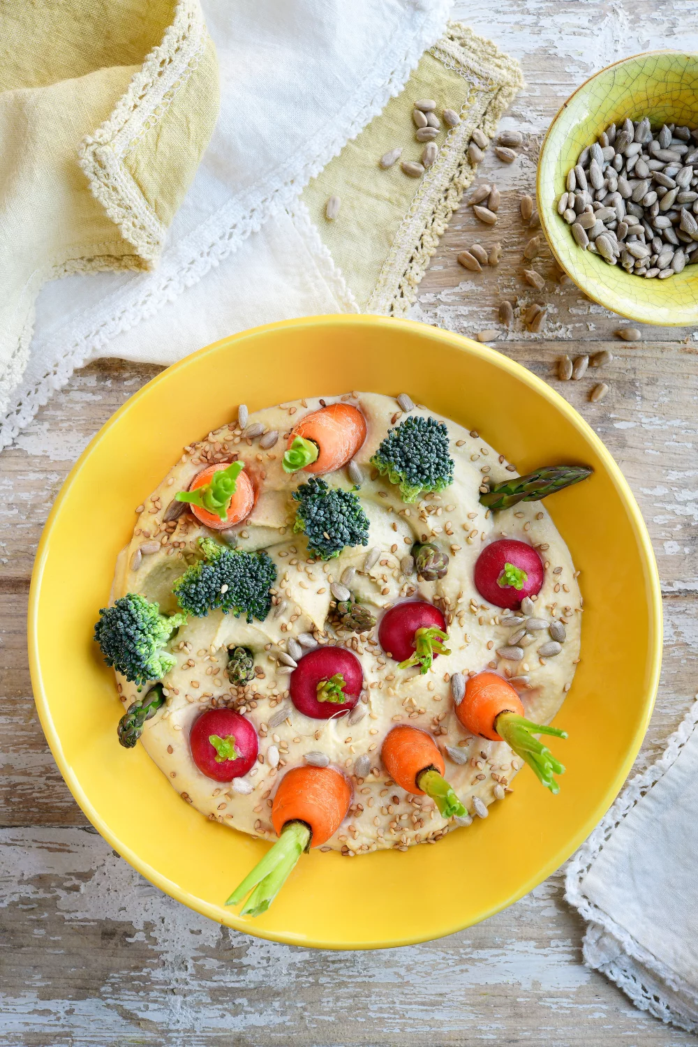 Hummusbowl met groentjes