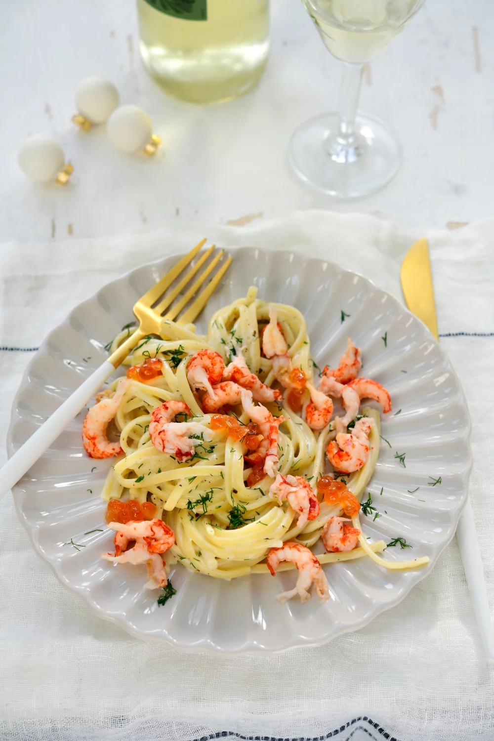 Feestelijke pasta met rivierkreeftjes en dille-roomsaus