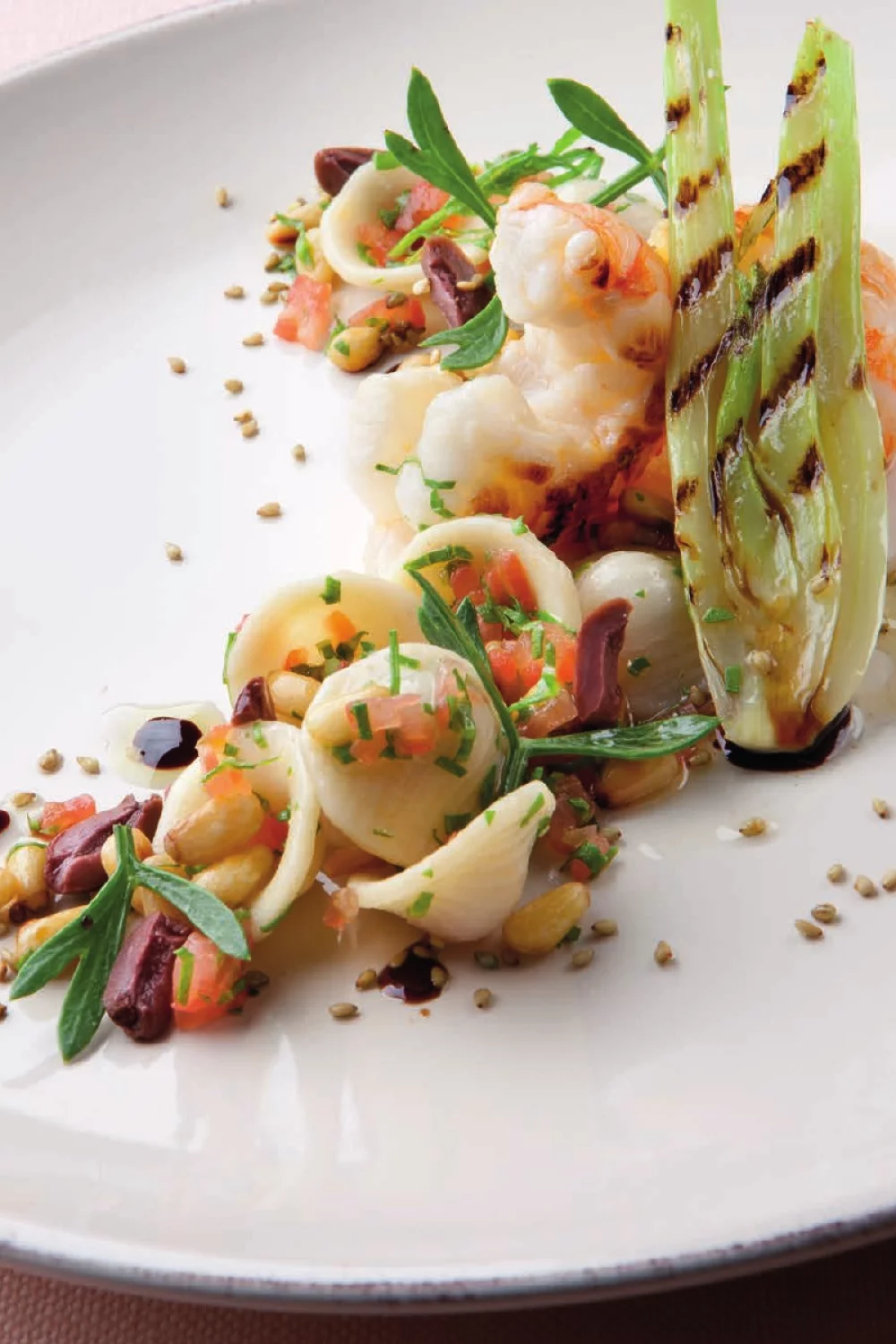 Gebakken langoustines met orecchiette en venkel