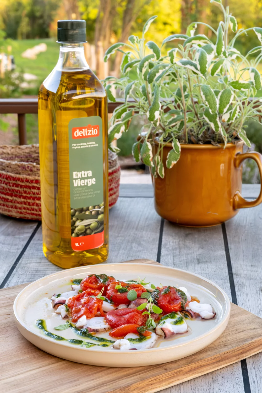 Pulpo met gekonfijte tomaatjes