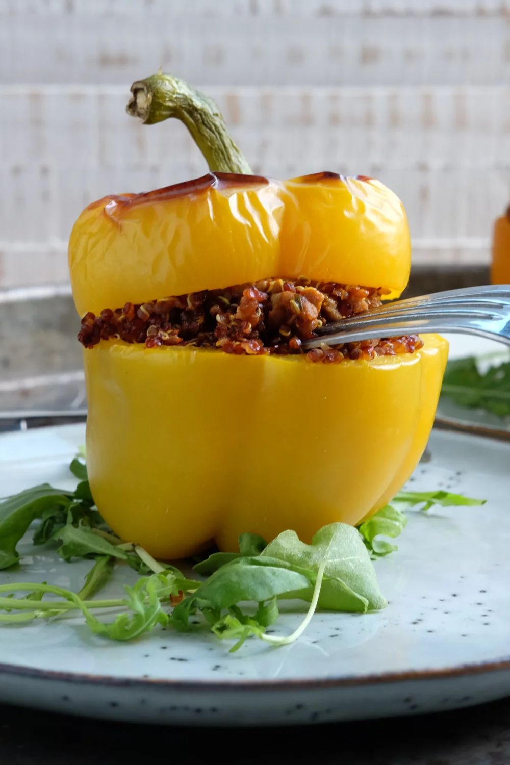 Gevulde paprika met quinoa en kippengehakt