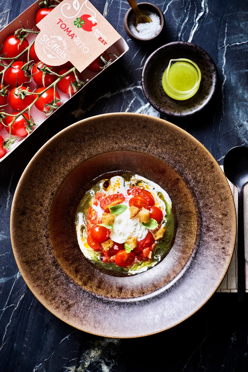 Feestelijke tomaat mozzarella