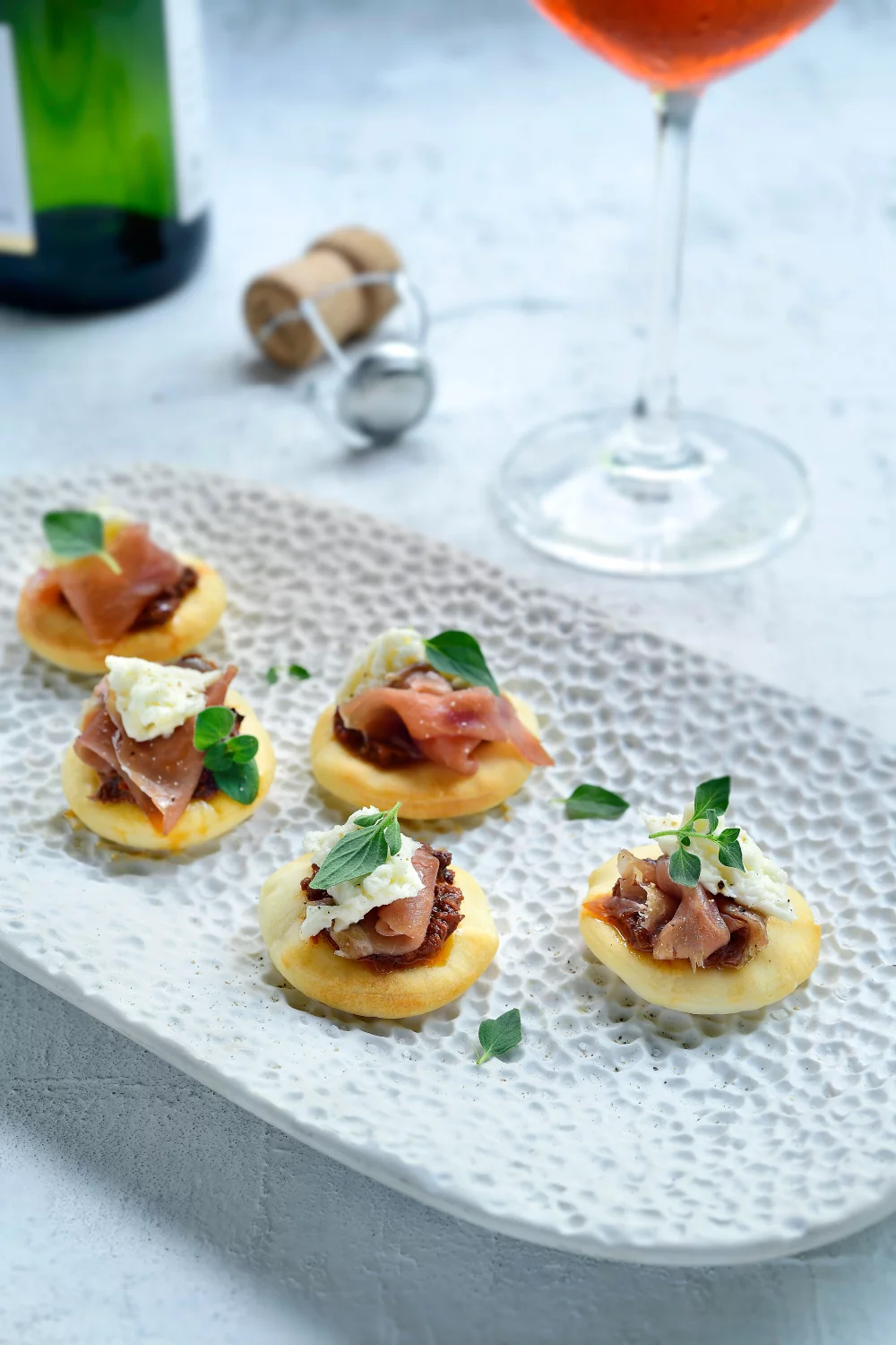 Minipizza's met tapenade
