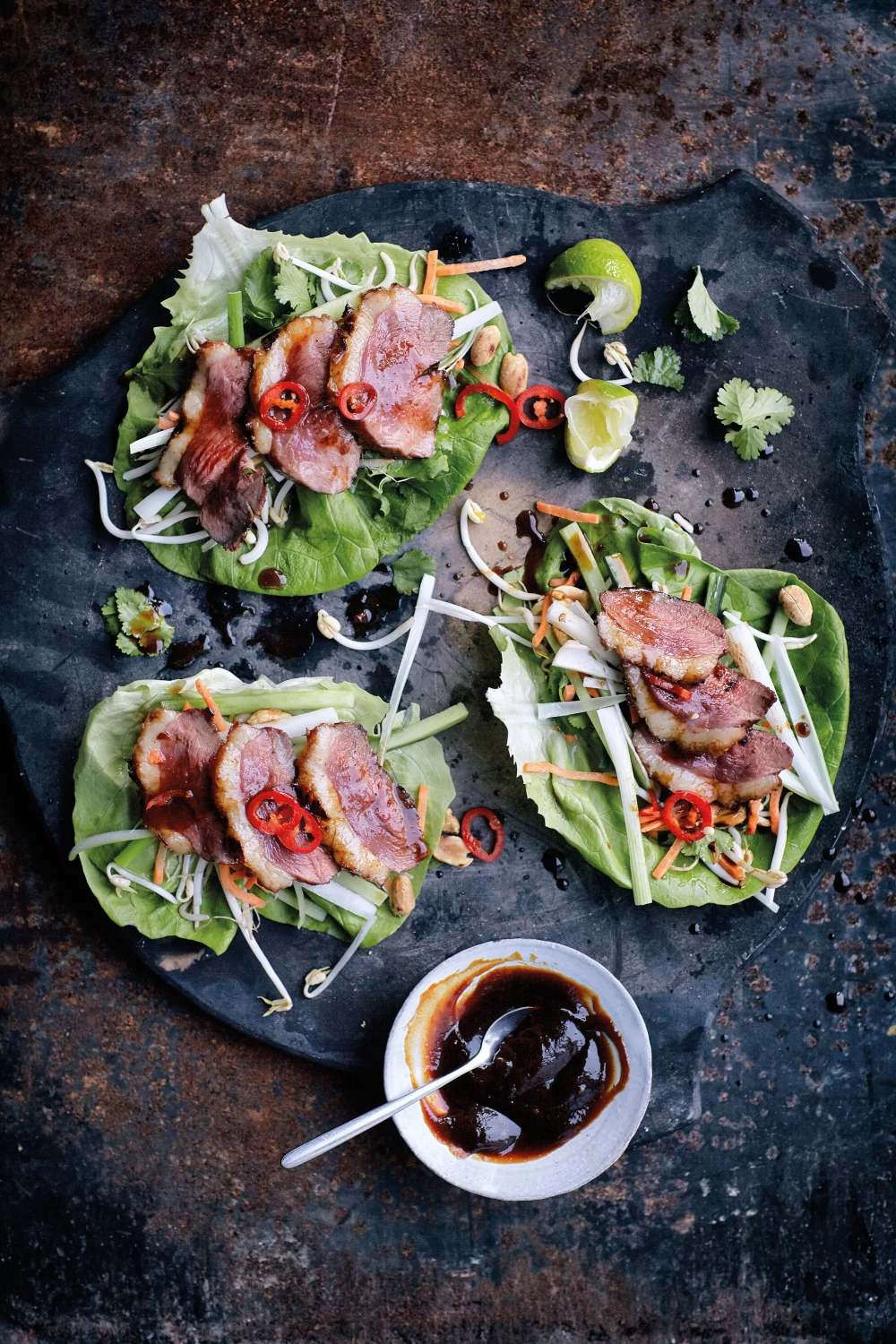 Slawraps met Oosters gegrilde eend