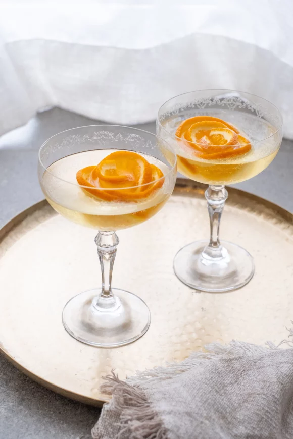 Prosecco met sinaasappel-ijsblokjes