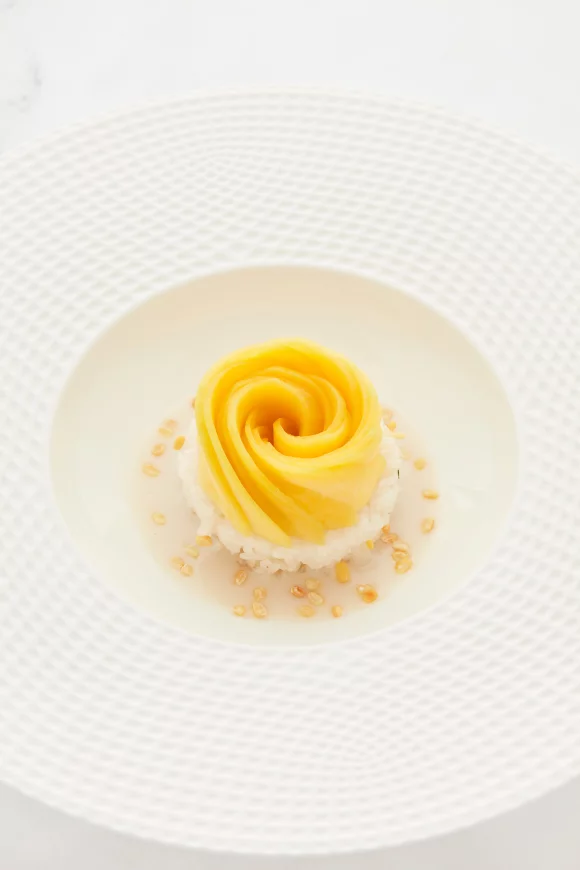 Sticky rice met mango