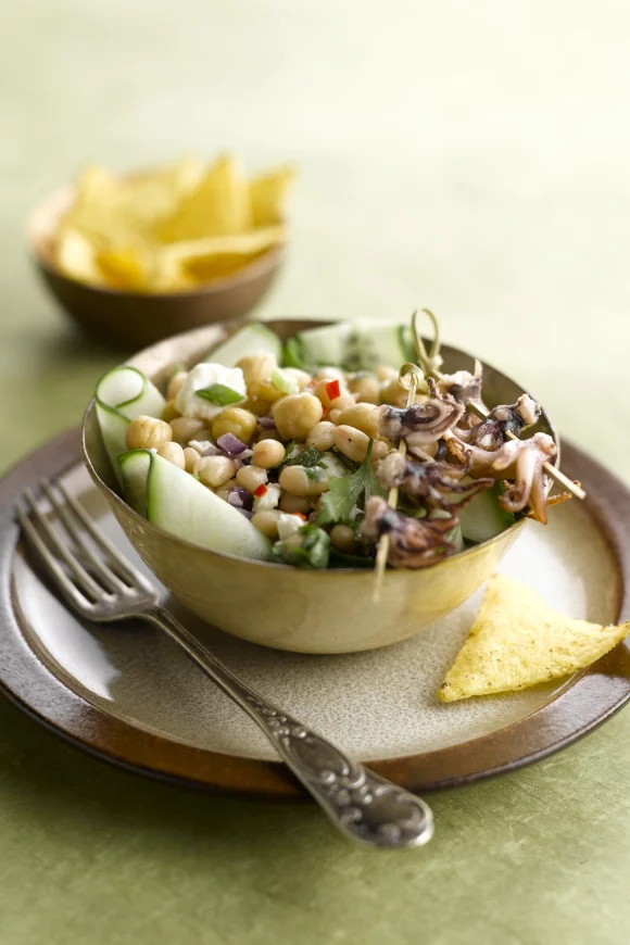 Mexicaanse salade met inktvisjes