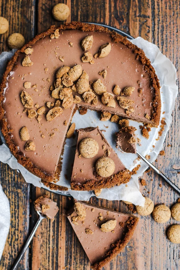 Chocolade cheesecake met pepernootbodem