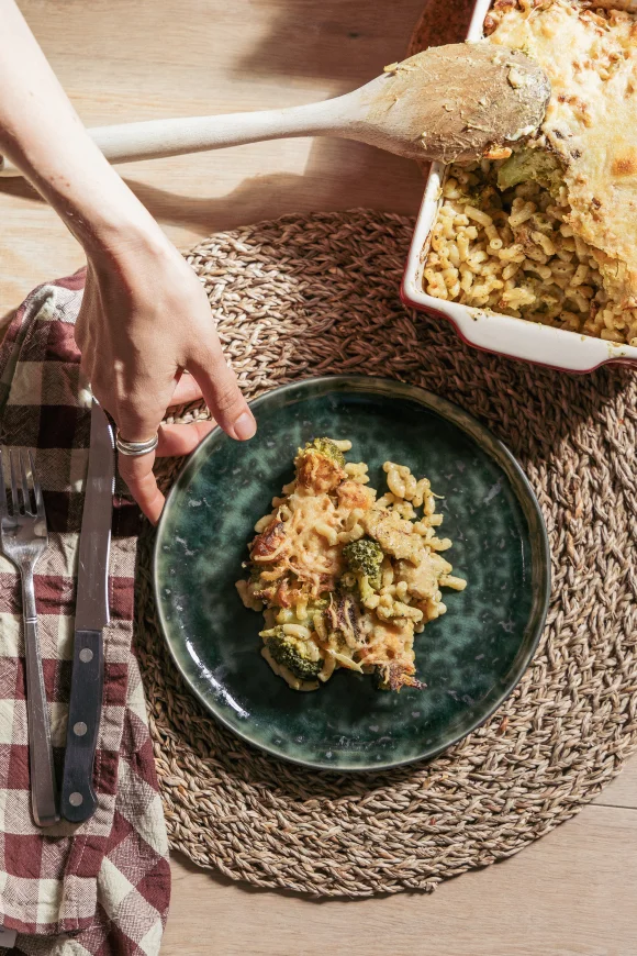 Macaroni met broccoli, kip en Boursin