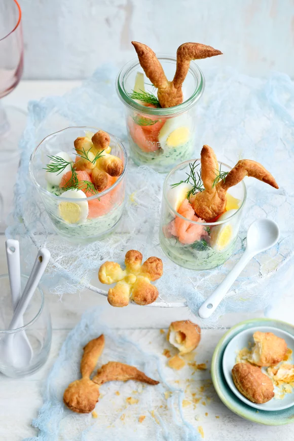 Paashapje met kruidenroom en zalm 
