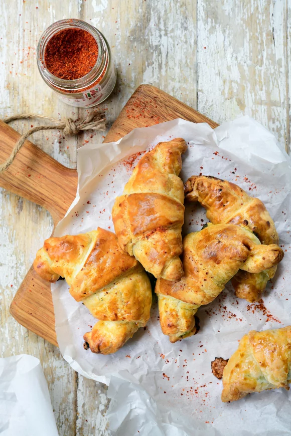 Hartige feta-spinazie croissants
