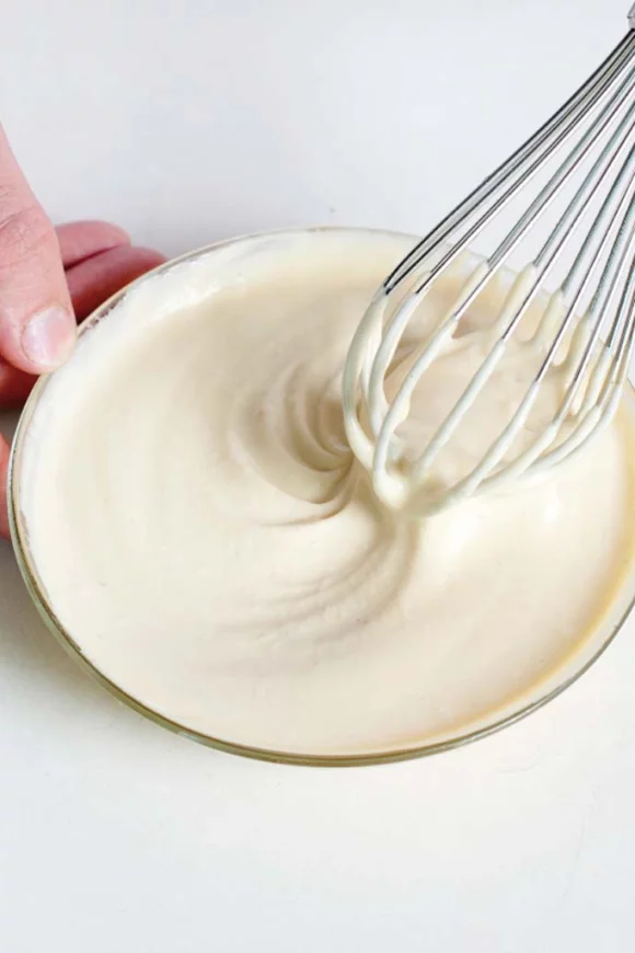Mayonaise maken met de hand