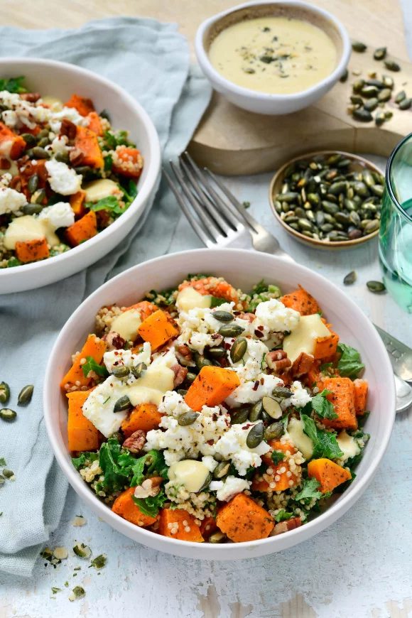 Quinoasalade met boerenkool, pompoen en feta