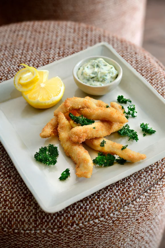 Reepjes van zeetong met tartaarsaus