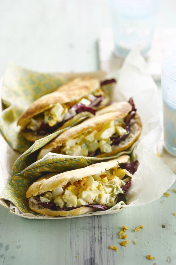 Indiaas broodje met eiersalade