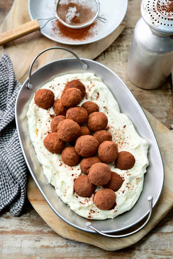 Tiramisuballetjes met mascarponedip