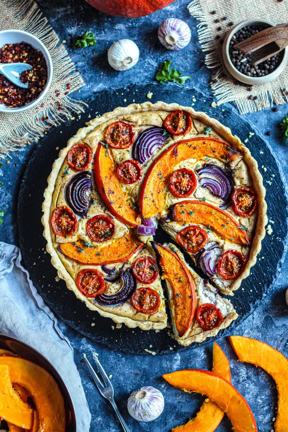 Vegan quiche met pompoen