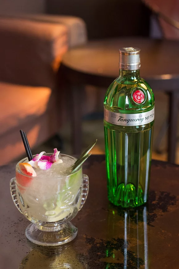Gin Swizzle