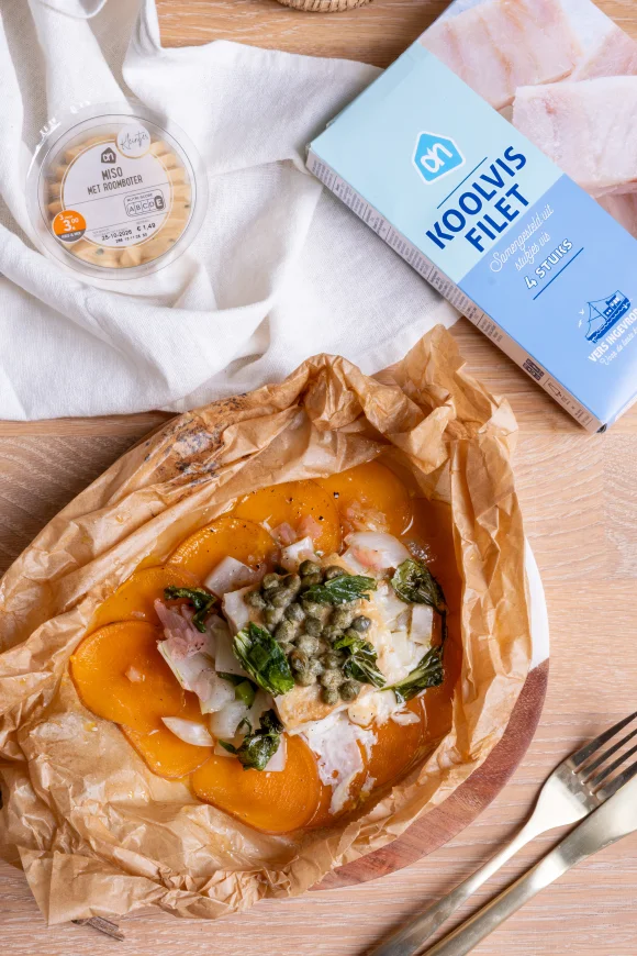 Koolvis uit de oven met zoete aardappel en paksoi