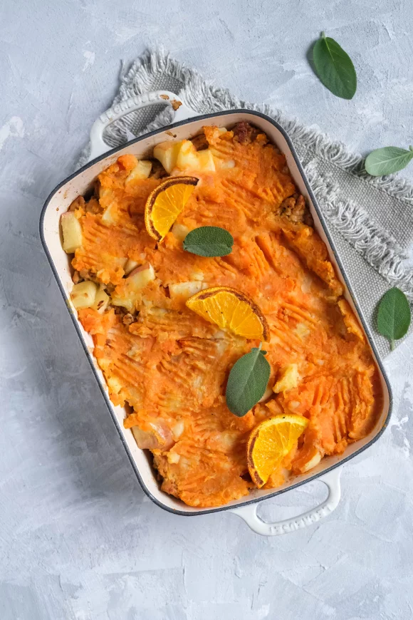 Ovenschotel met kippengehakt, pompoen en appel