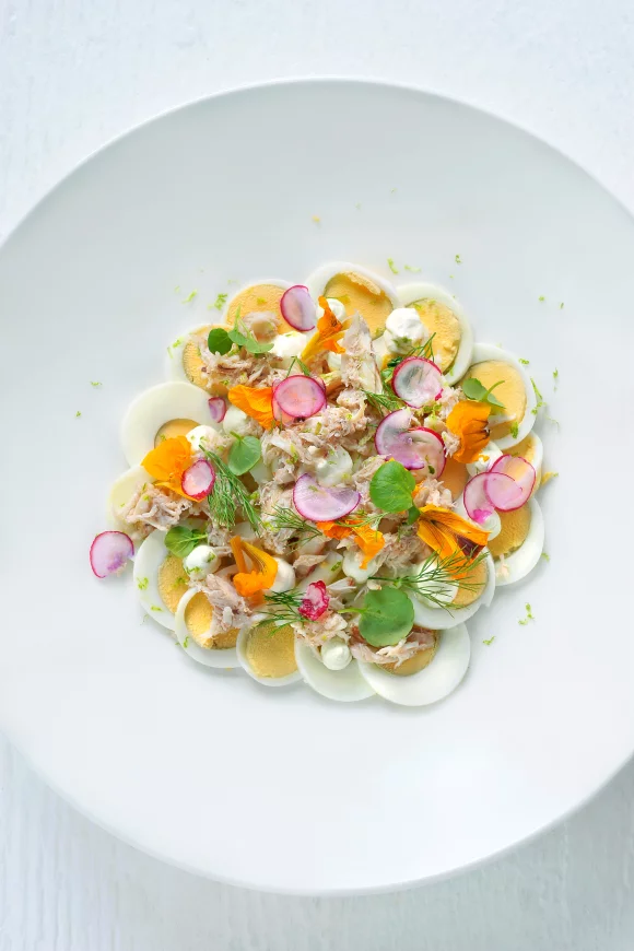 Carpaccio van ei en Noordzeekrab