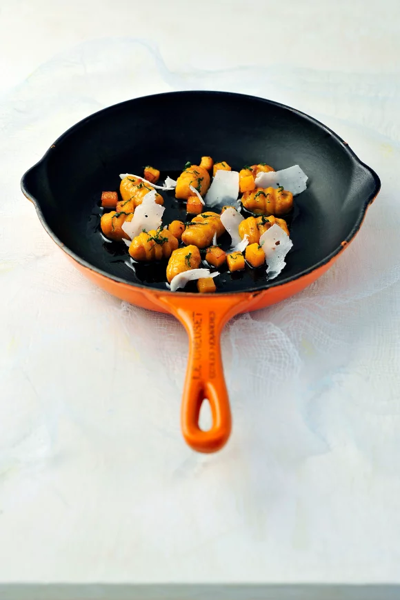 Gnocchi met pompoen en salieboter