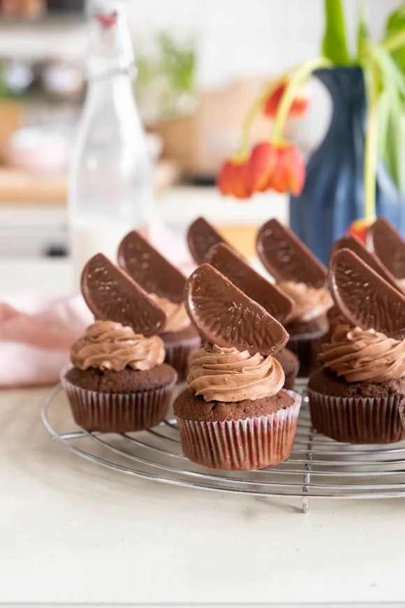 Chocolade cupcakes met sinaasappel