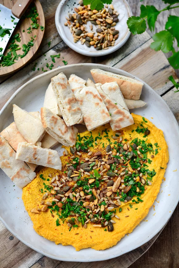 Hummus met wortel, komijn en sinaasappel