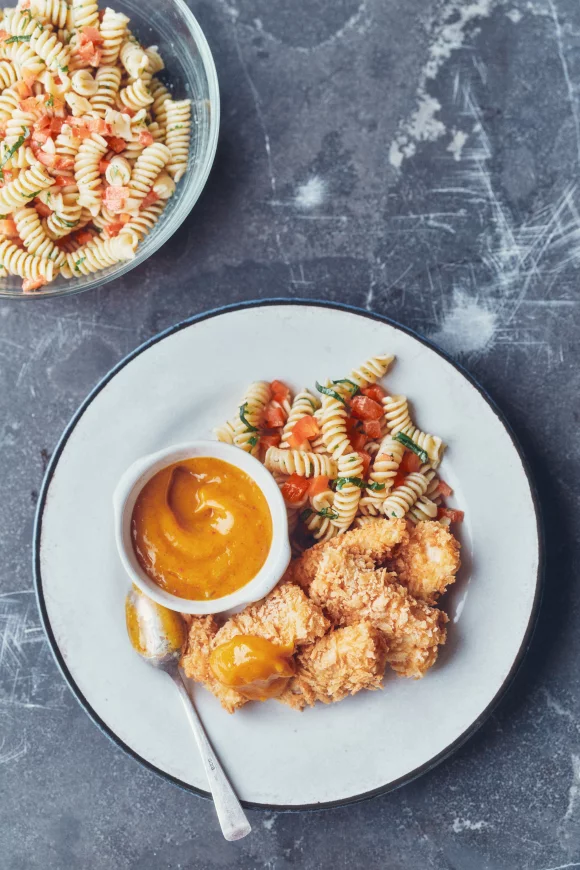 Gefrituurde vis met mango-chilidip