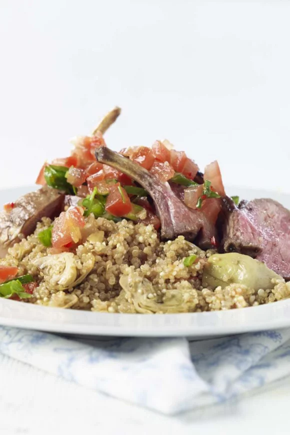 Lamsmanchette met quinoa en tomatensalsa