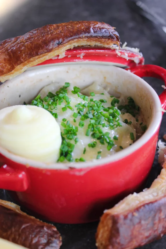 Tarbot en ‘cocotte’ met prei, truffel en sherry