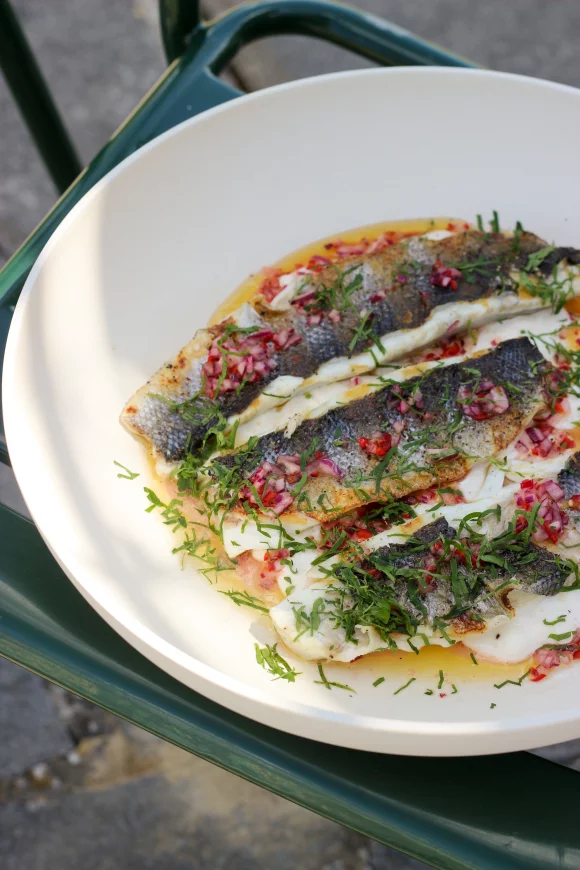 Ceviche van gegrilde zeebaars