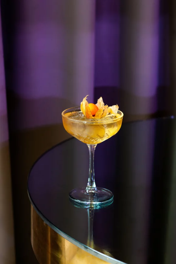 Hot apple ginger