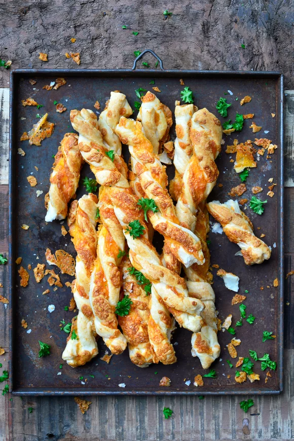 Kaasstengels met cheddar