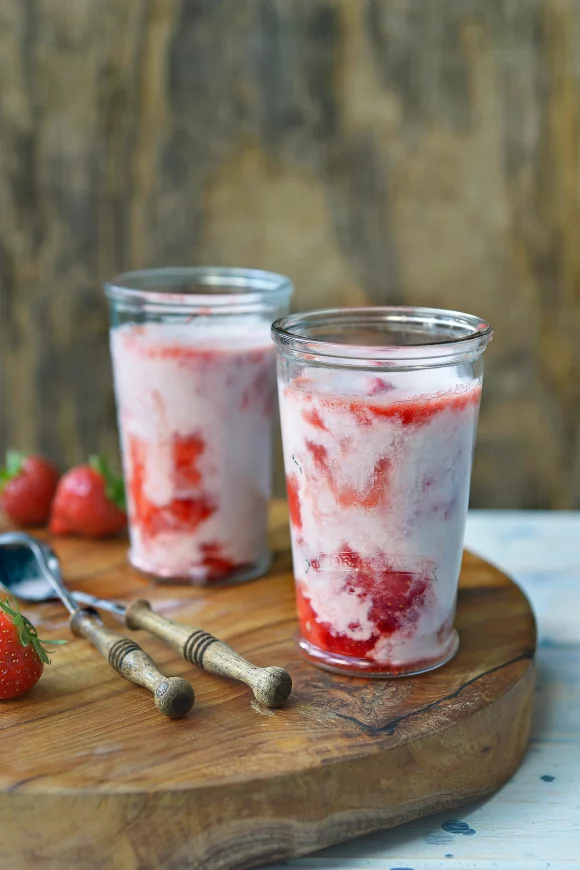 Strawberry latte