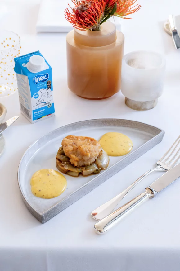 Kalfszwezerik met dijonaise en witloof