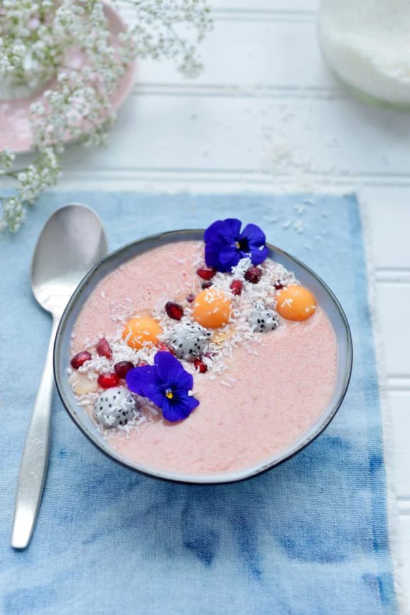 The pinky cantaloupe framboos smoothiebowl