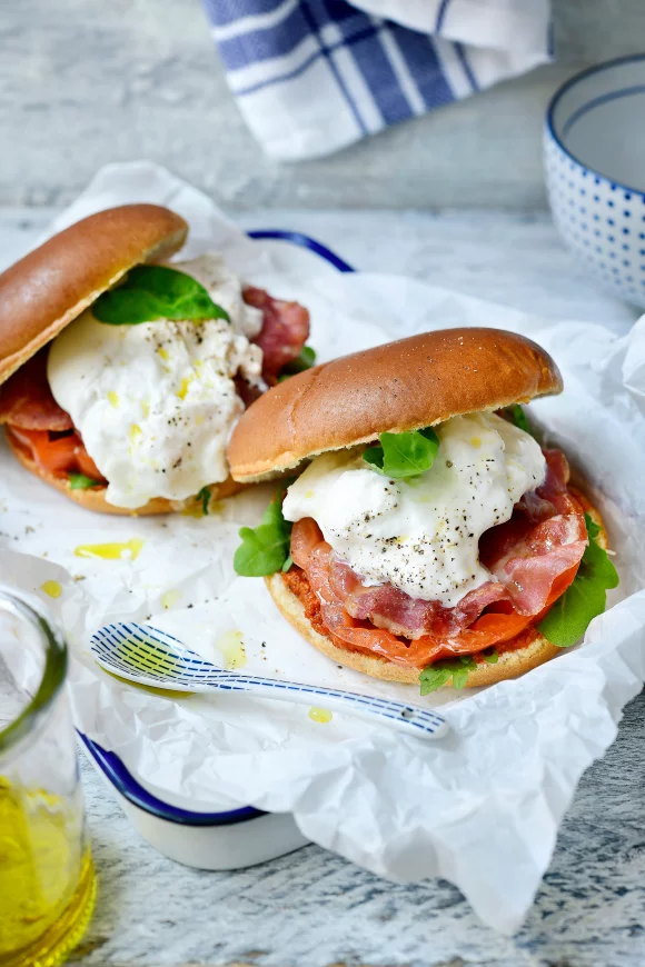 Burrata burger