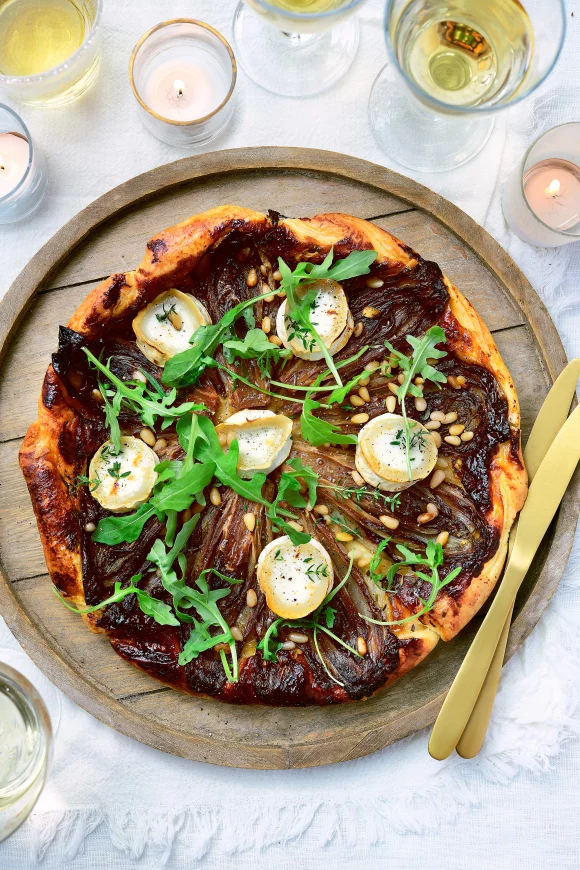 Tarte tatin met witloof en geitenkaas