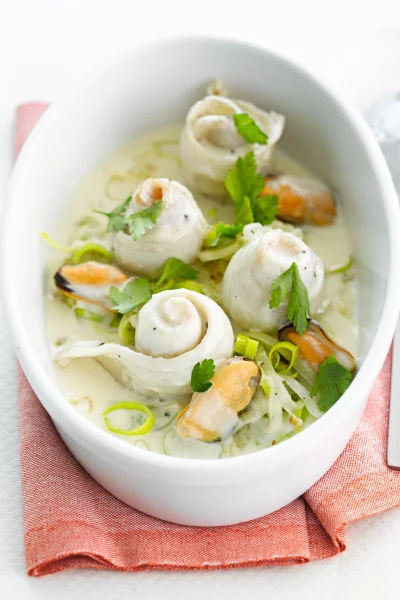 Zeetong met witbier en mosselen