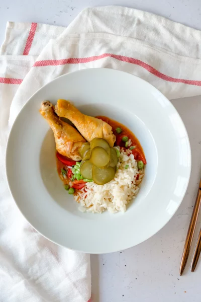 Kippengoulash met rijst