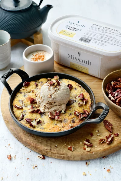 Warme cookie met ijs